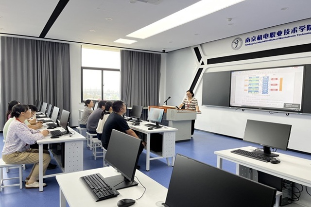 共建“底層基礎+中層模塊+高層方向”課程體系，賦能智慧園區(qū)產(chǎn)業(yè)鏈發(fā)展